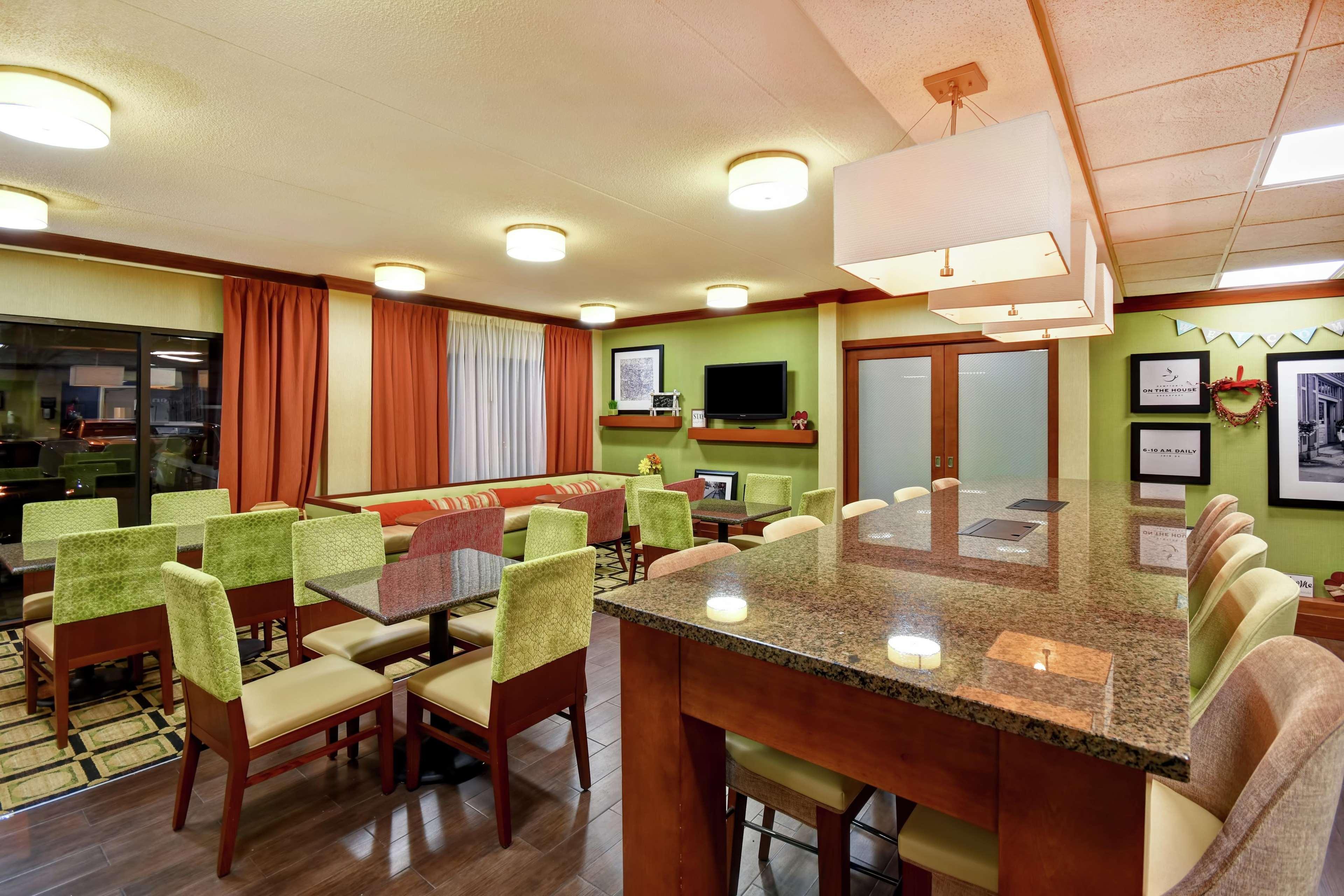 Hampton Inn St. Louis - Westport Maryland Heights Exterior foto