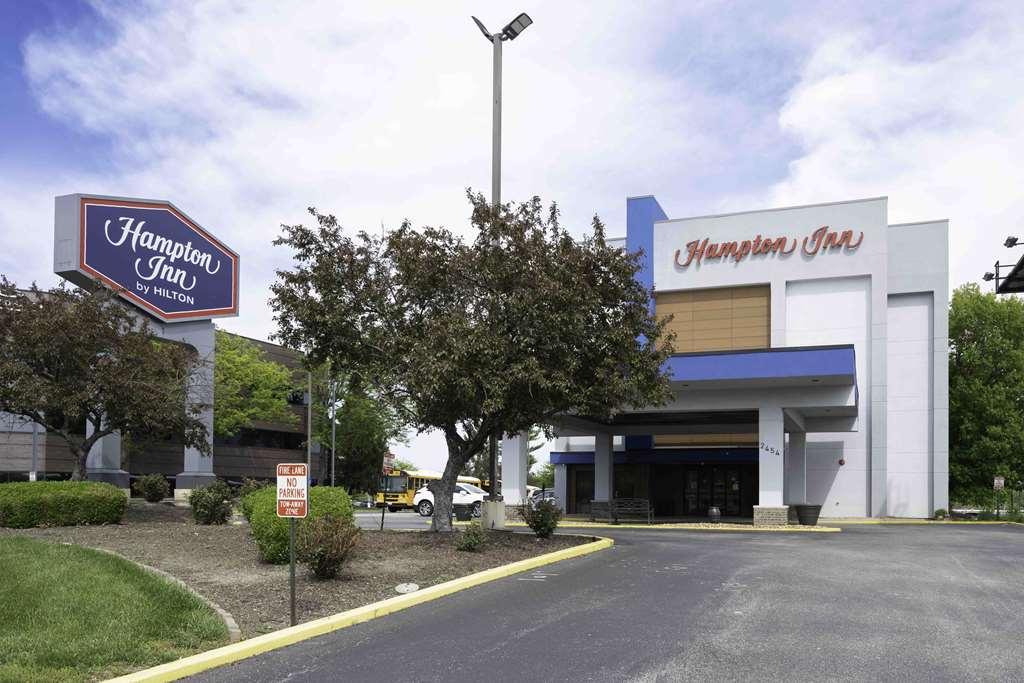 Hampton Inn St. Louis - Westport Maryland Heights Exterior foto
